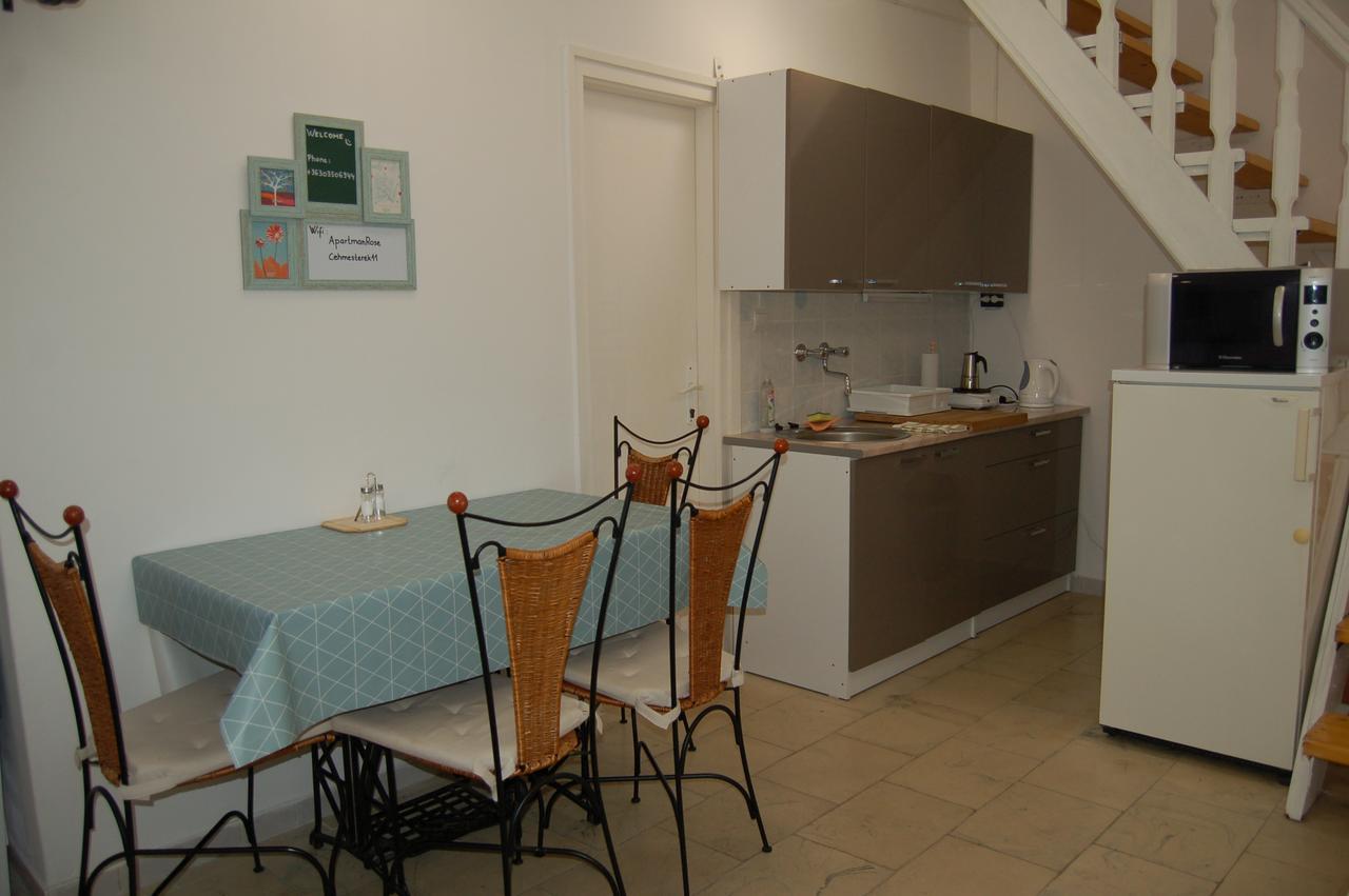 Apartman Rose Еґер Екстер'єр фото